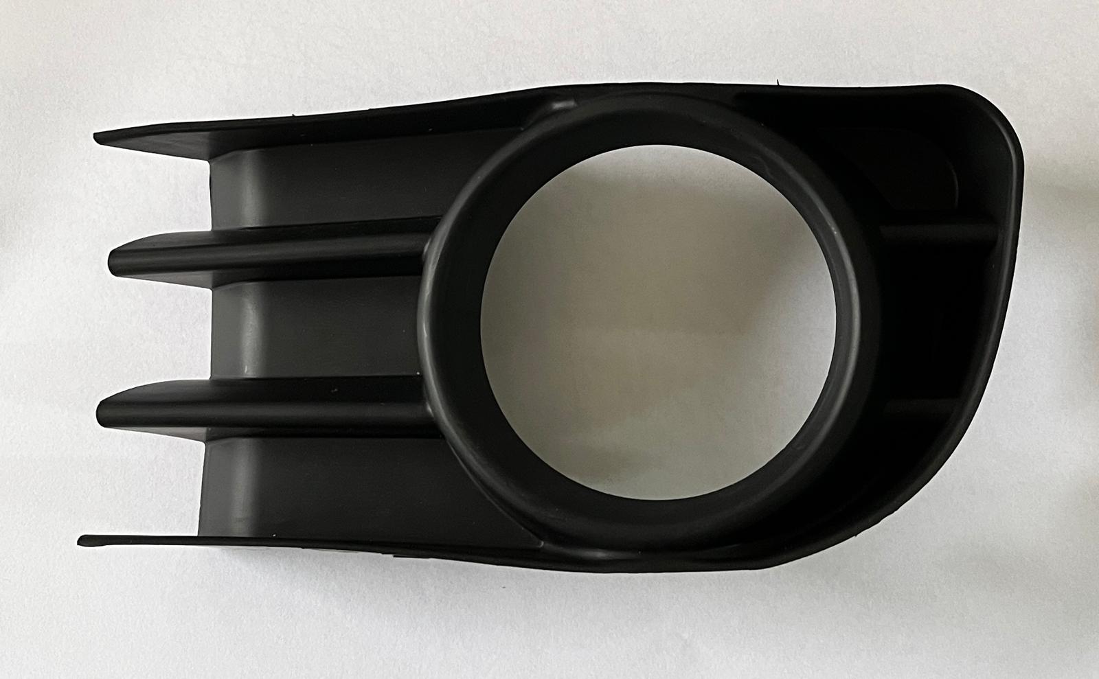 MEGANE II SİS FAR ÇERÇEVESİ SOL (MEGANE II)