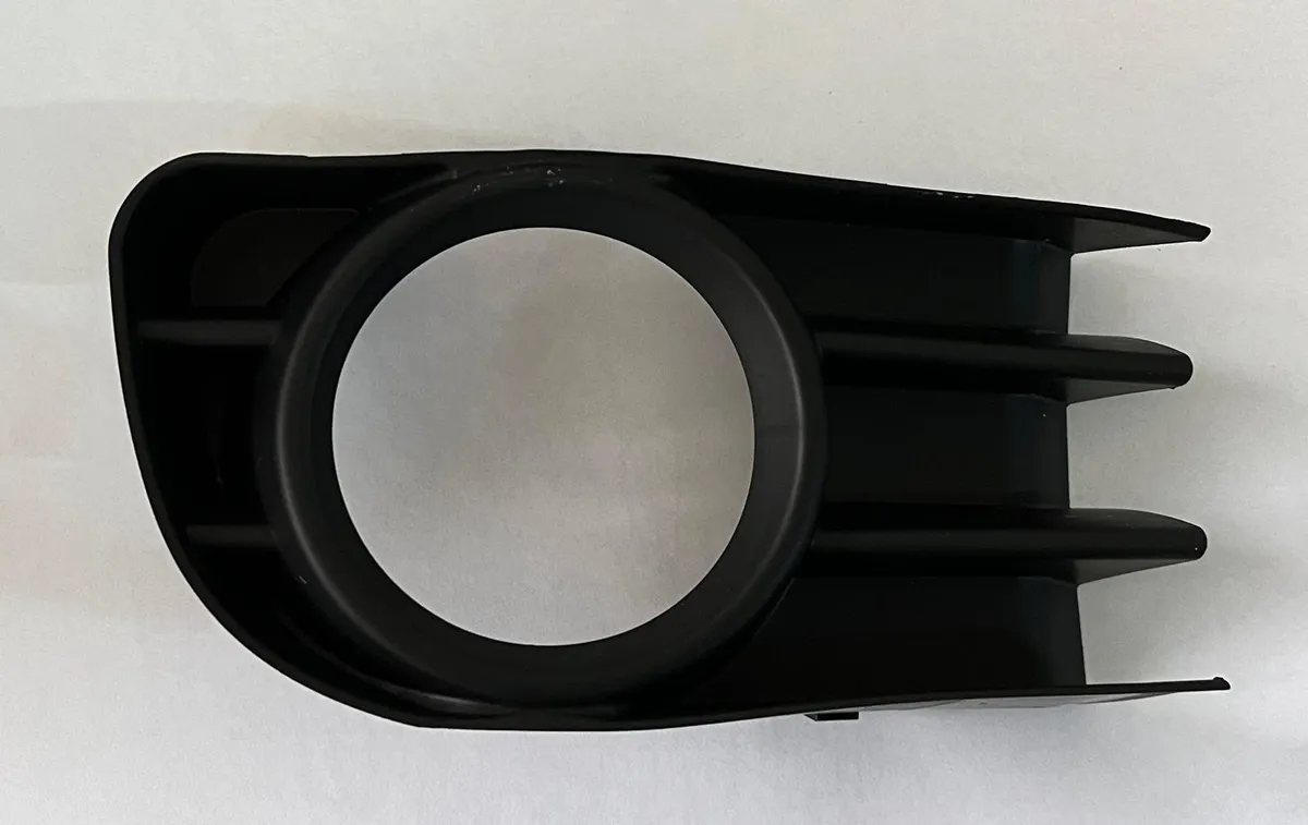 MEGANE II SİS FAR ÇERÇEVESİ SAĞ (MEGANE II)